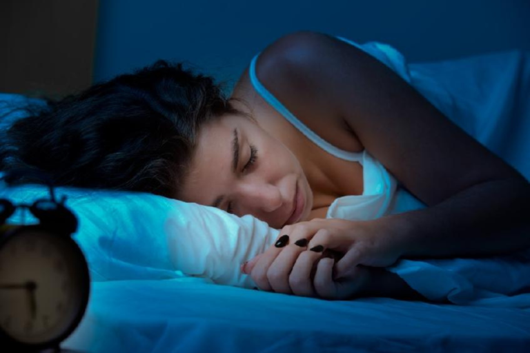 Leia mais sobre o artigo Dormir mal pode bloquear seu processo de emagrecimento!